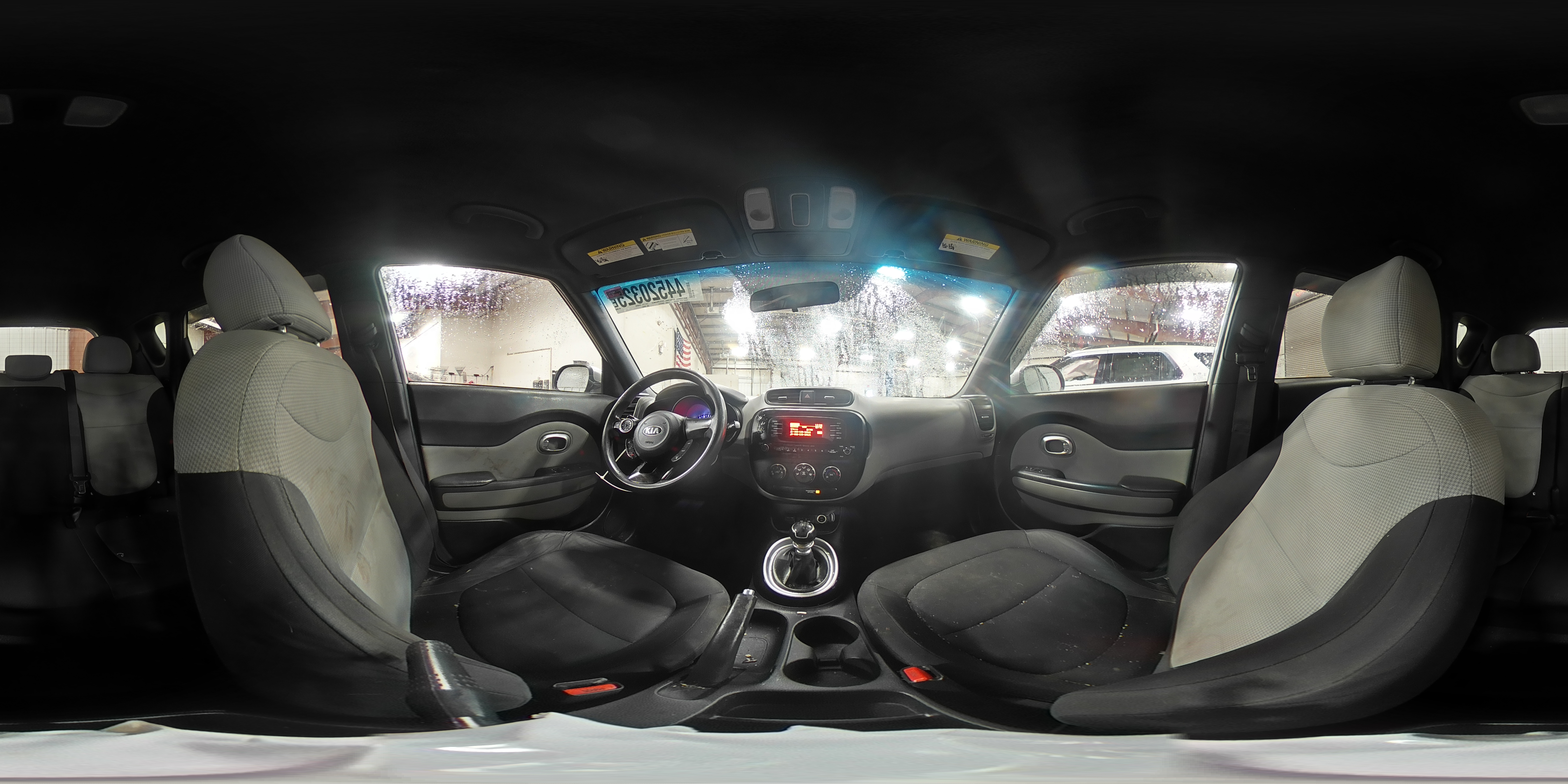2015 Kia Soul - Image 14