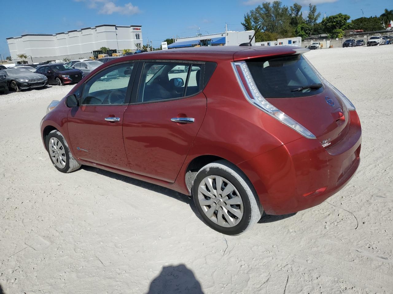 2015 Nissan Leaf - Image 2