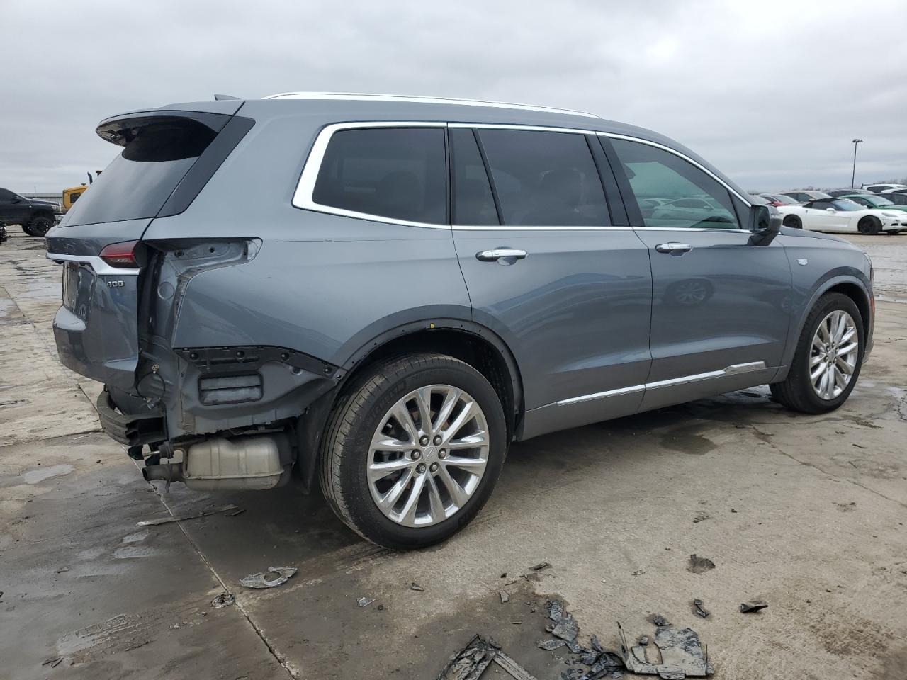 2020 Cadillac XT6 - Image 3