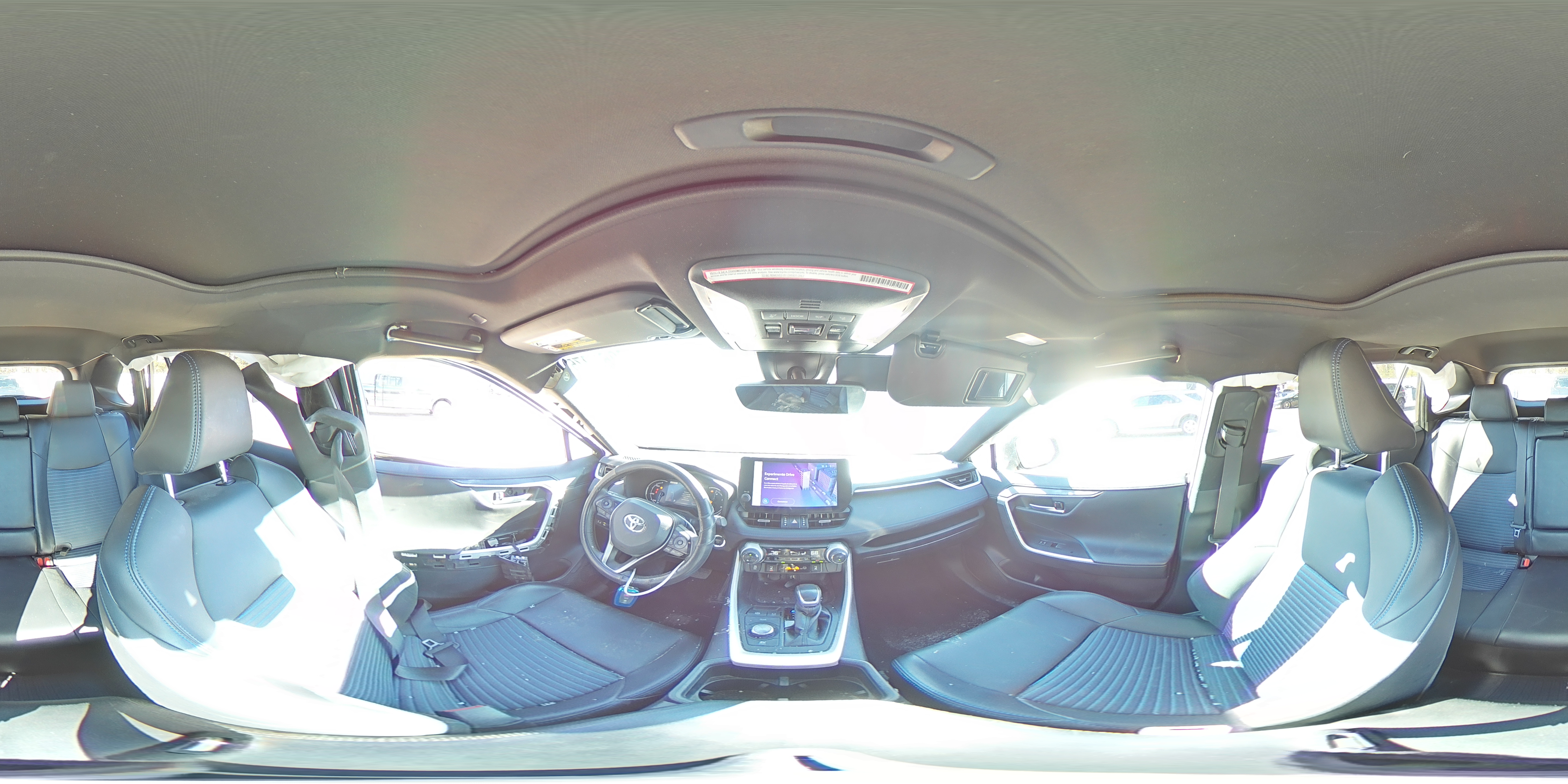 2024 Toyota RAV 4 - Image 13