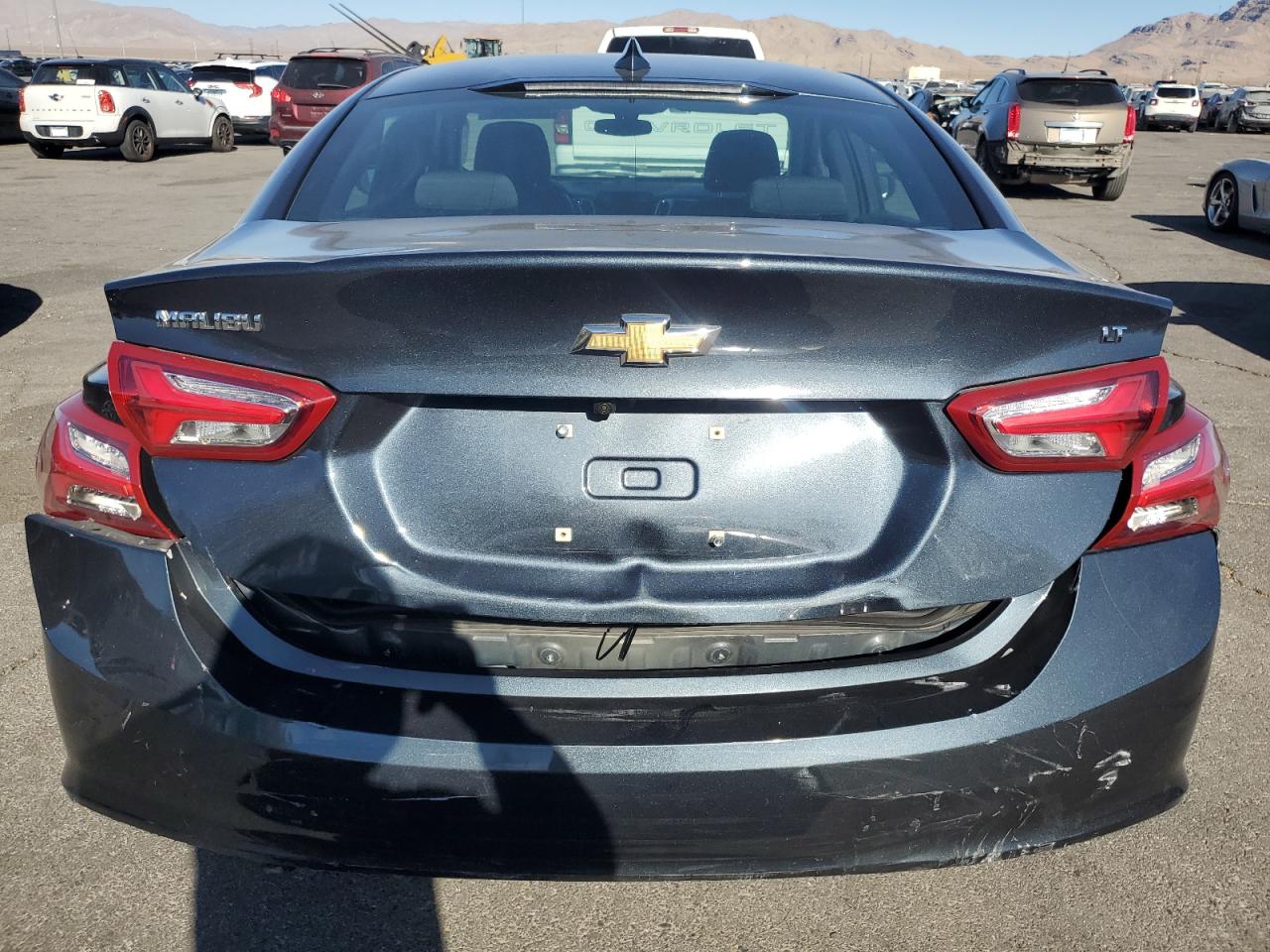 2020 Chevrolet Malibu - Image 6