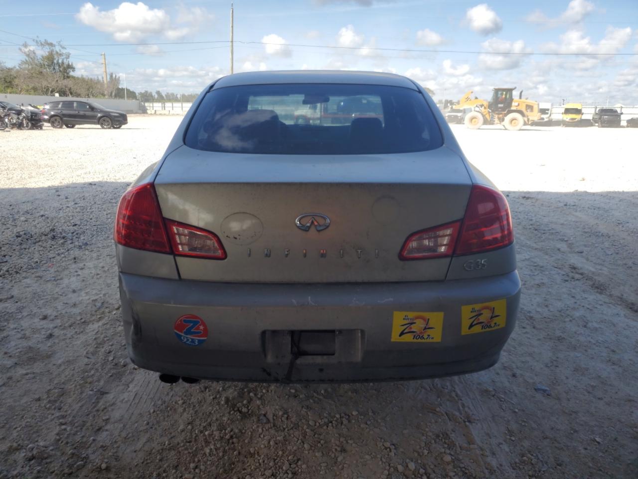 2003 Infiniti G - Image 6