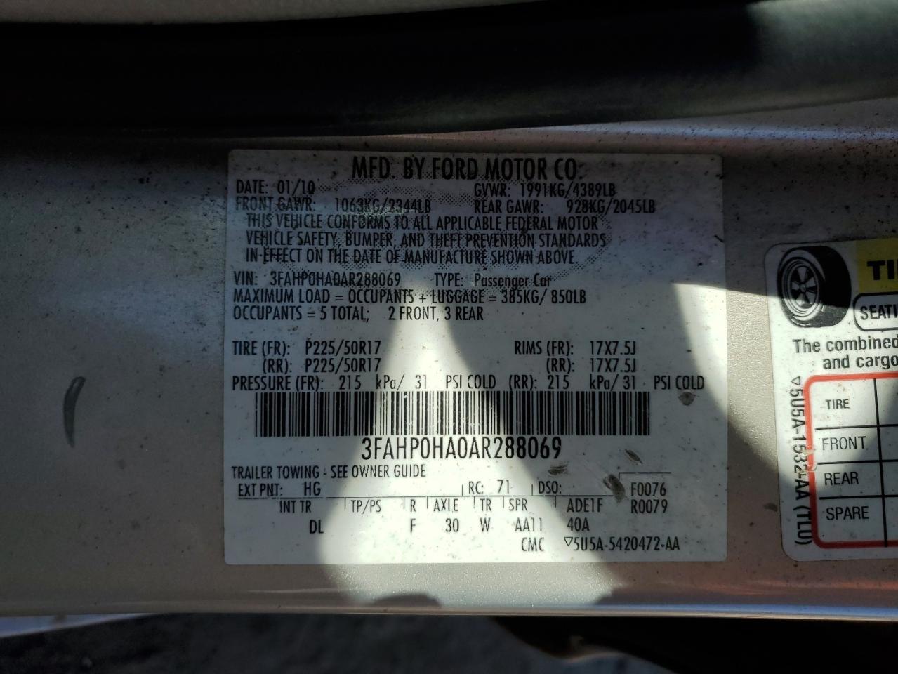 2010 Ford Fusion - Image 12