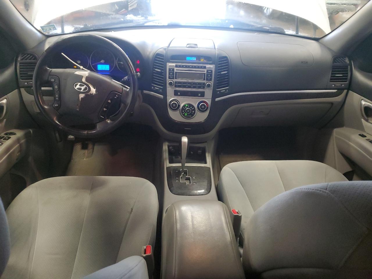 2008 Hyundai Santa Fe - Image 8