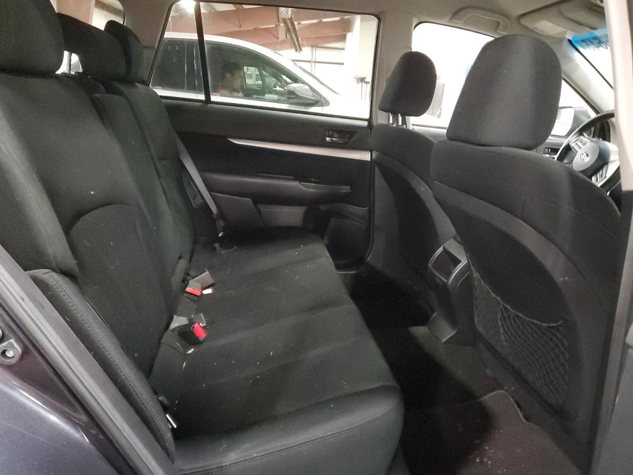 2013 Subaru Outback - Image 11