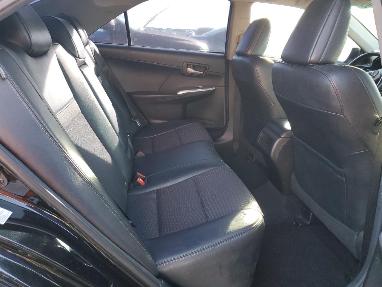 2014 Toyota Camry - Image 10
