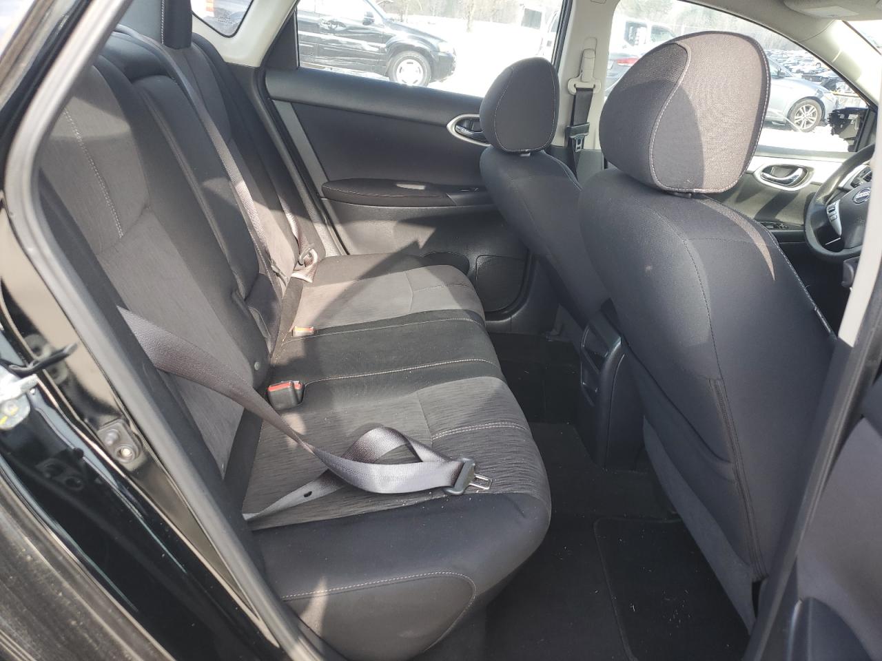 2014 Nissan Sentra - Image 10