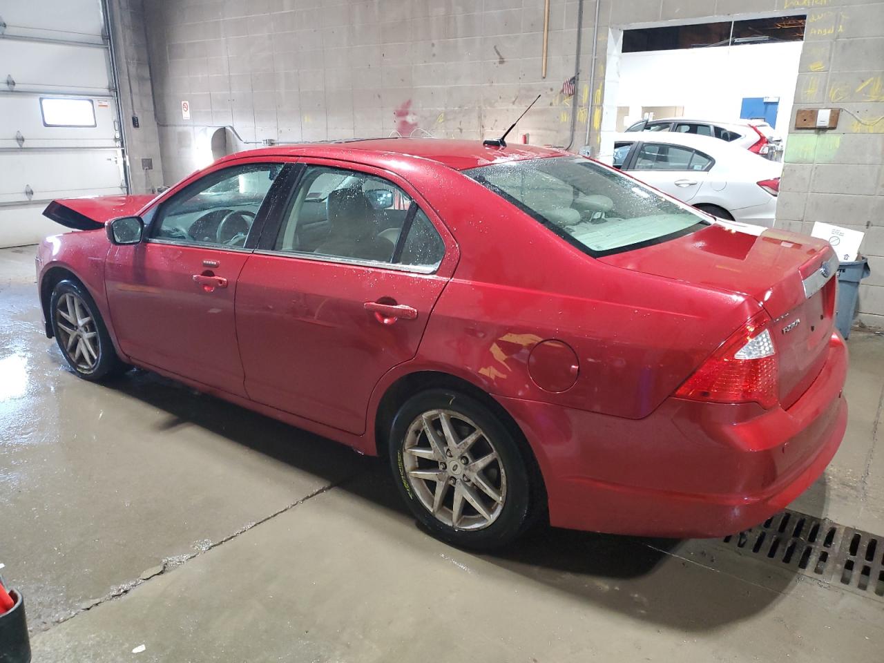 2010 Ford Fusion - Image 2