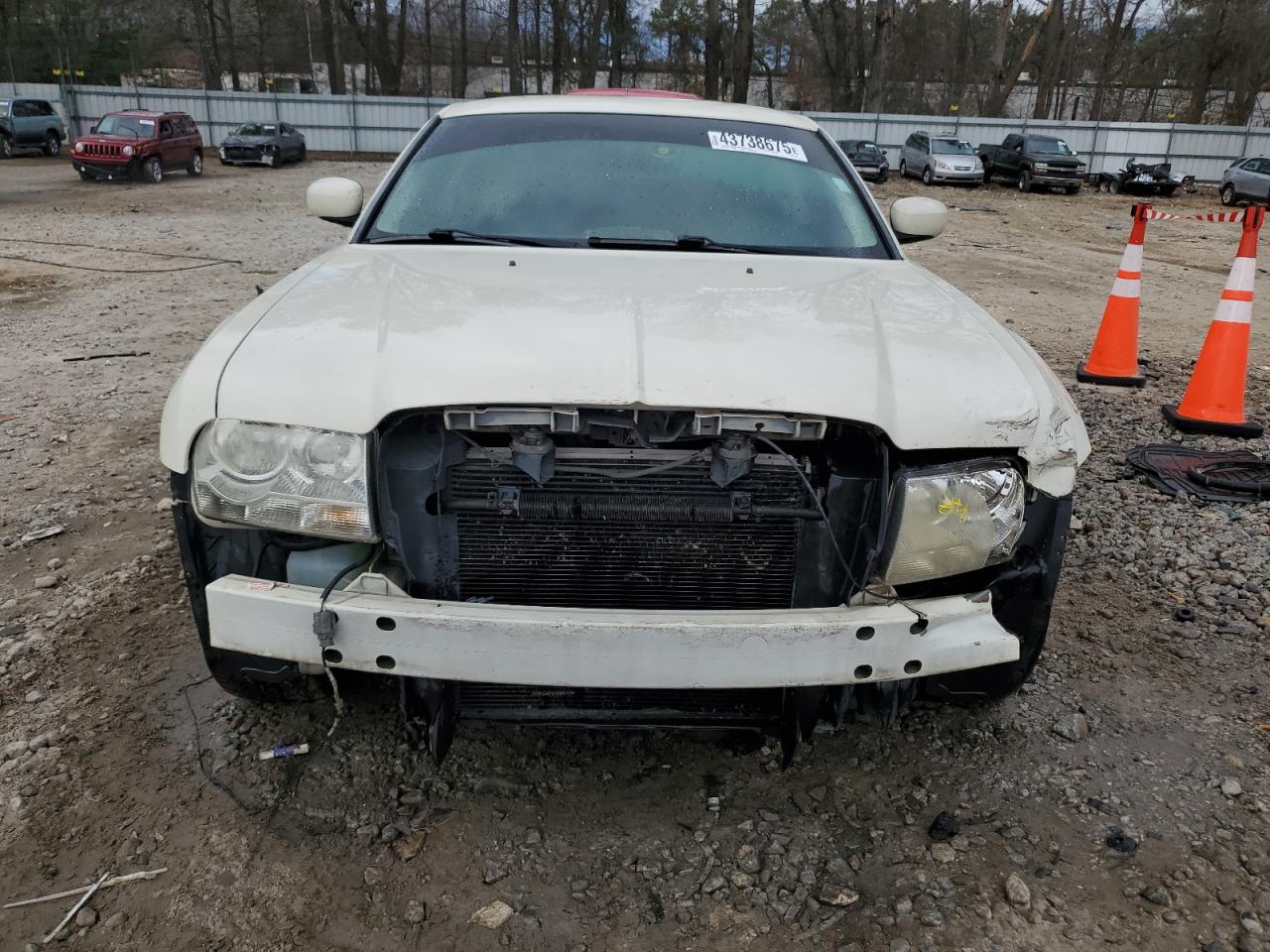 2008 Chrysler 300 - Image 5