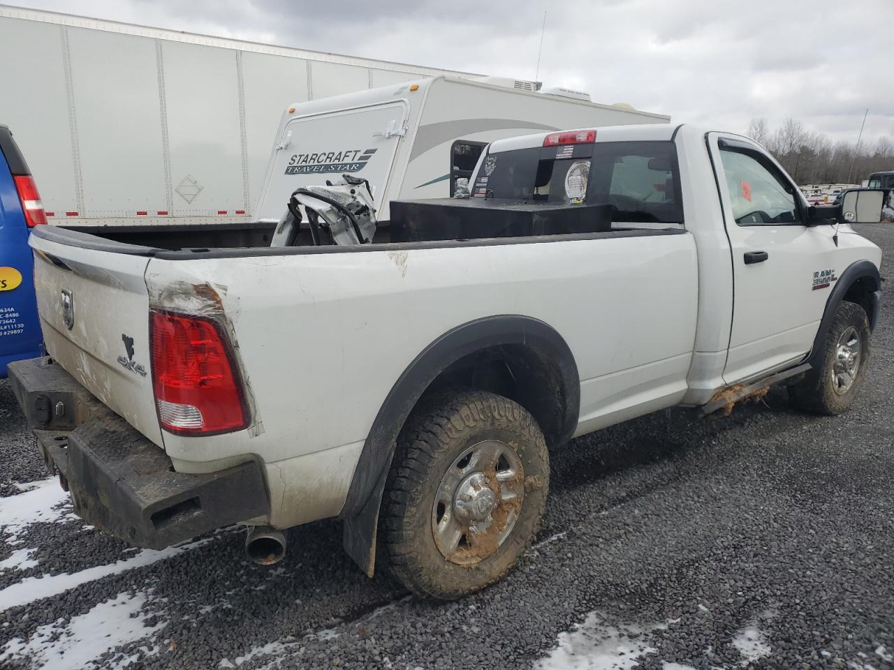 2016 RAM 3500 - Image 3