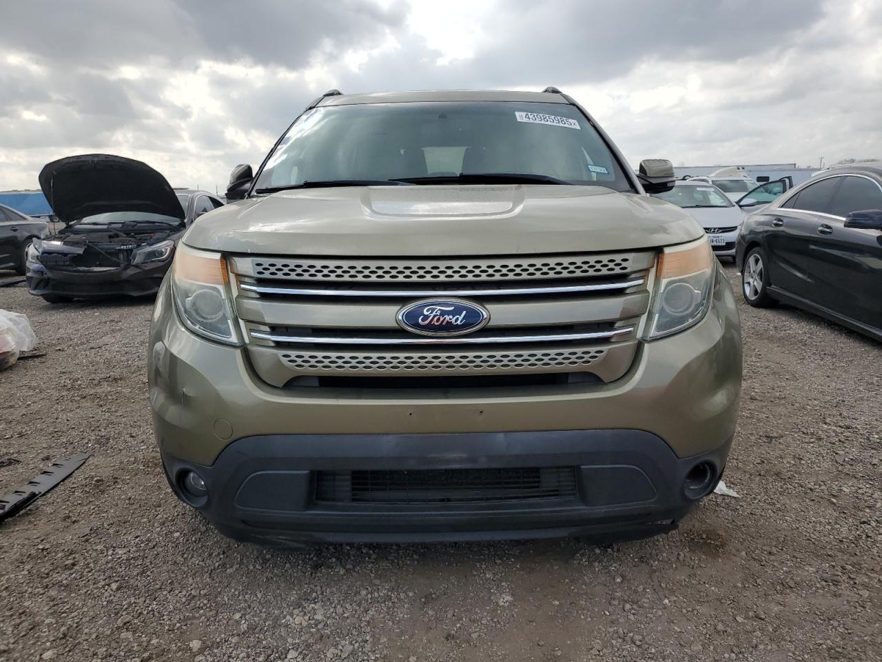 2013 Ford Explorer - Image 5
