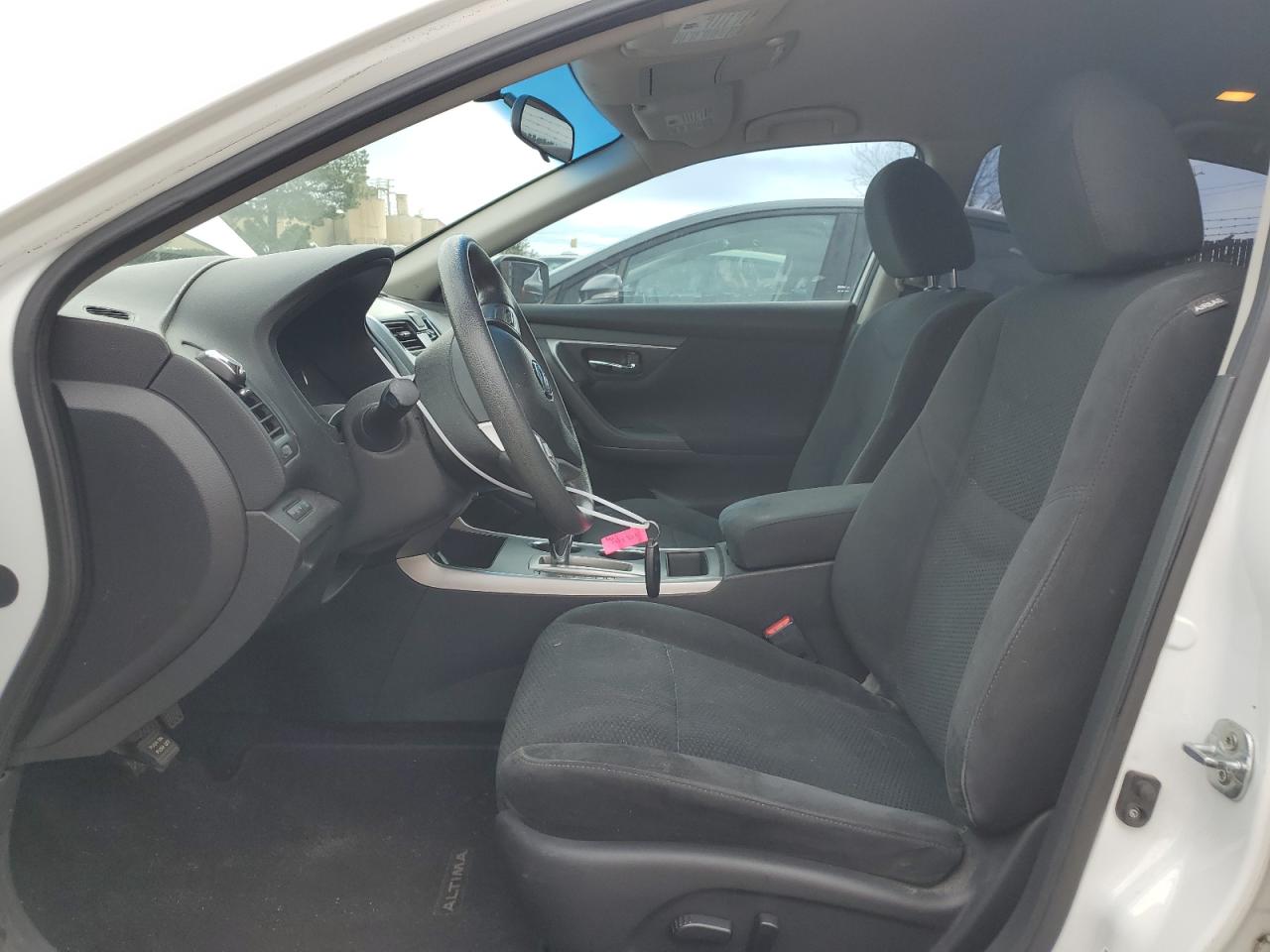 2015 Nissan Altima - Image 7