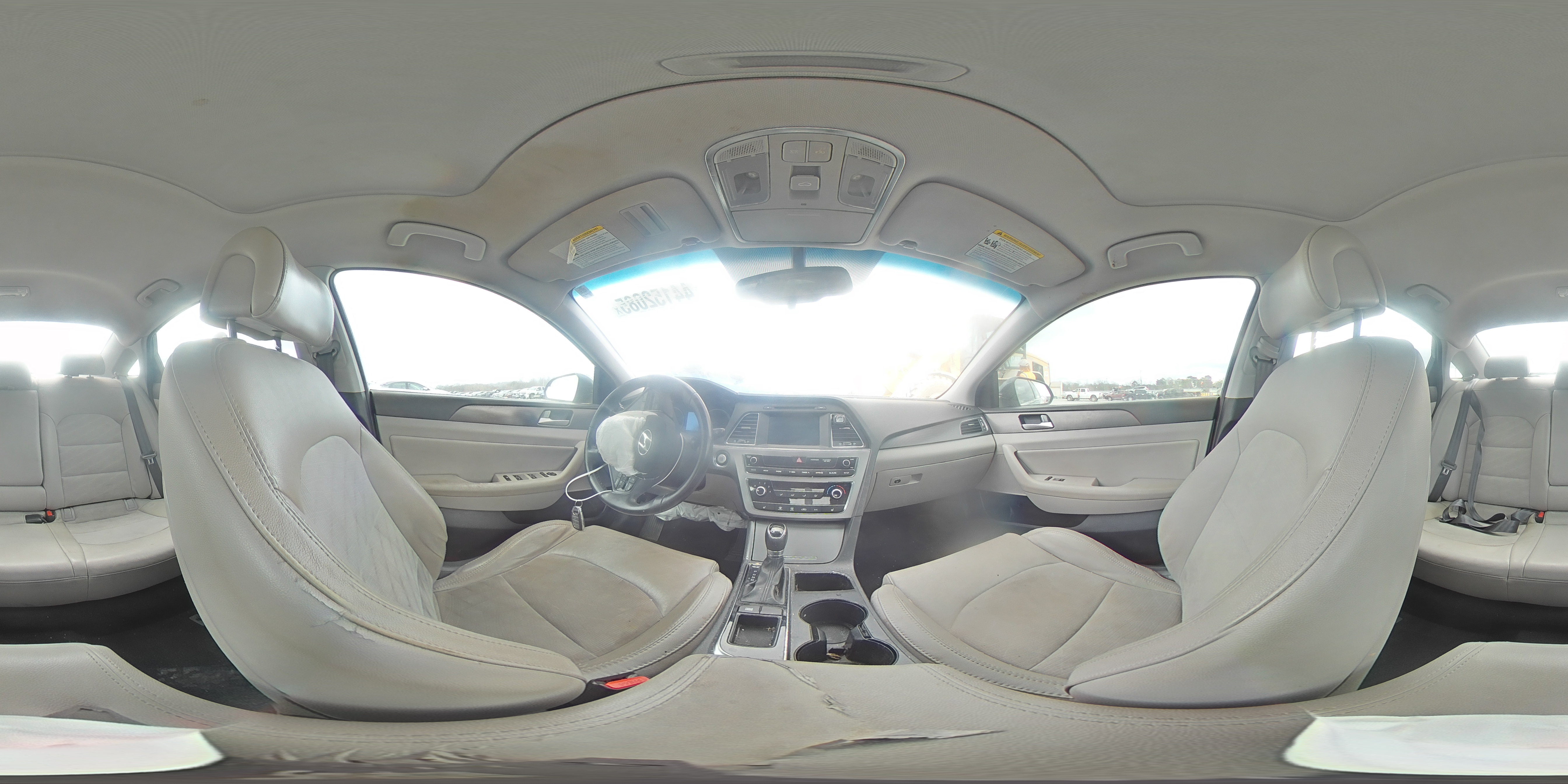 2016 Hyundai Sonata - Image 13