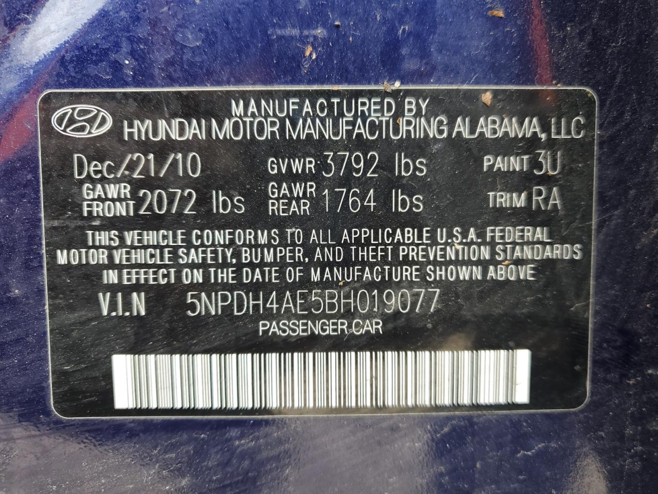 2011 Hyundai Elantra - Image 14