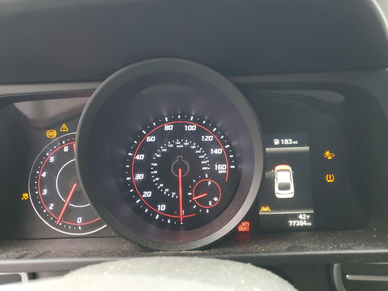 2022 Hyundai Elantra - Image 9