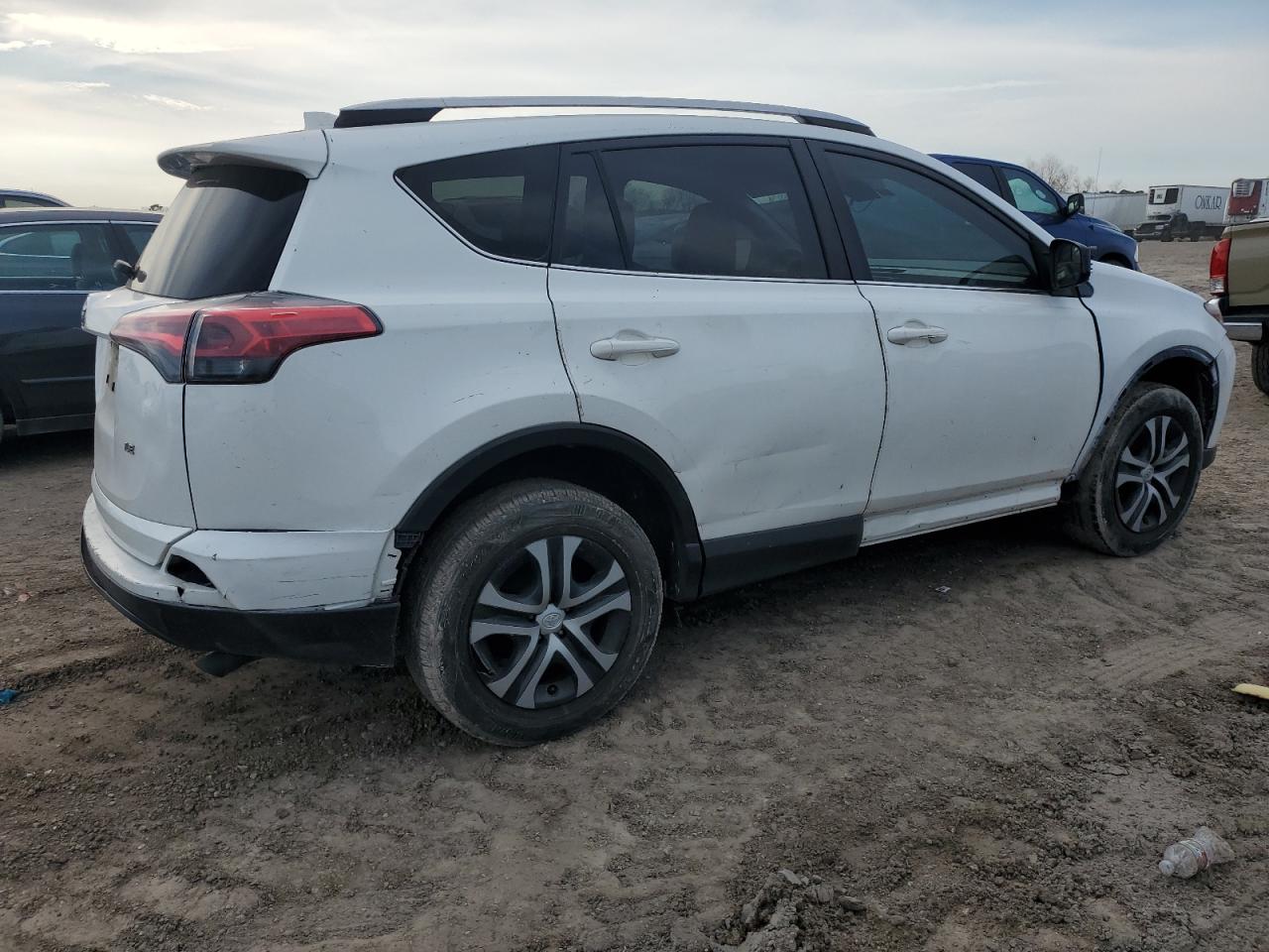 2018 Toyota RAV 4 - Image 3