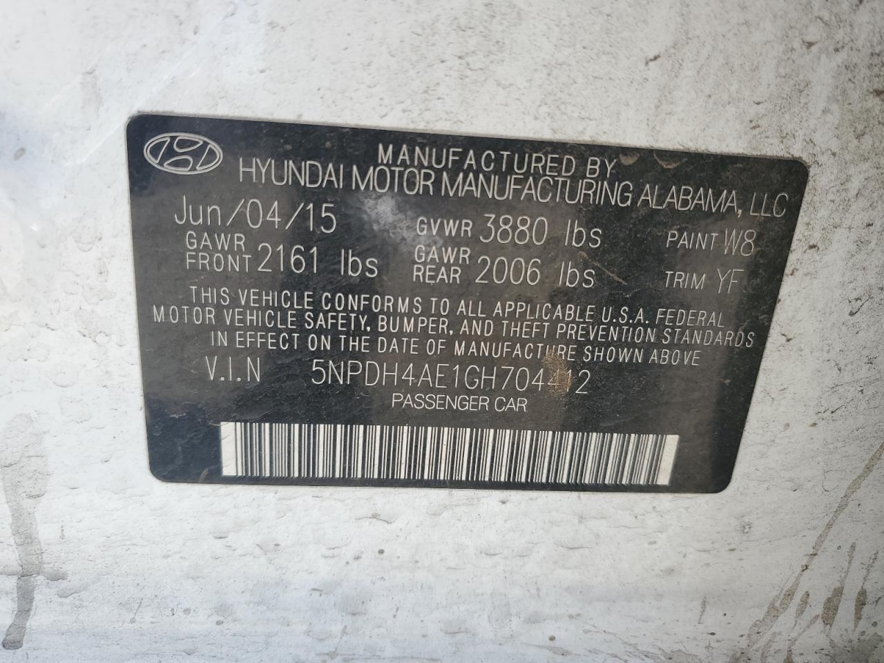 2016 Hyundai Elantra - Image 12