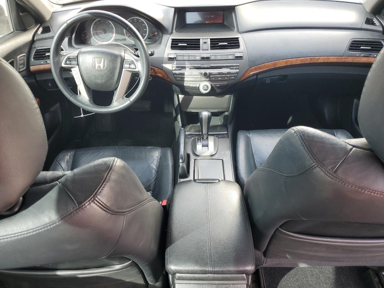 2012 Honda Accord - Image 8
