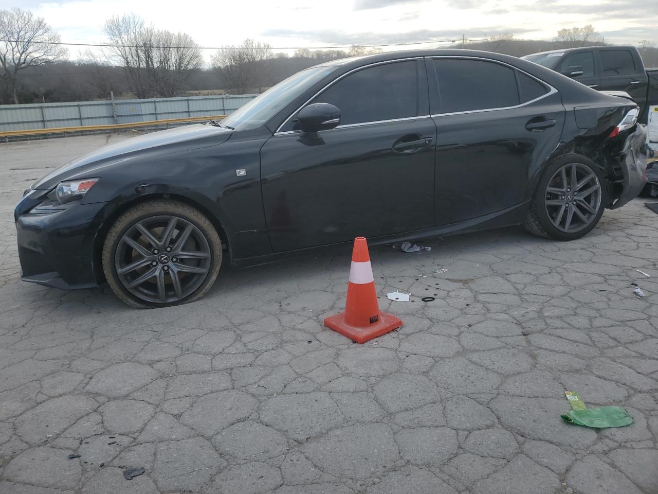 2016 Lexus IS - Image 1