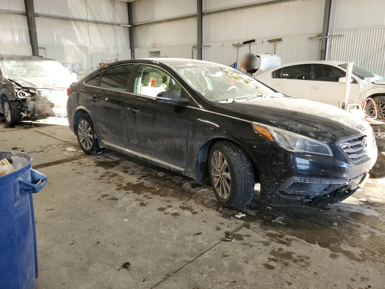 2017 Hyundai Sonata - Image 4