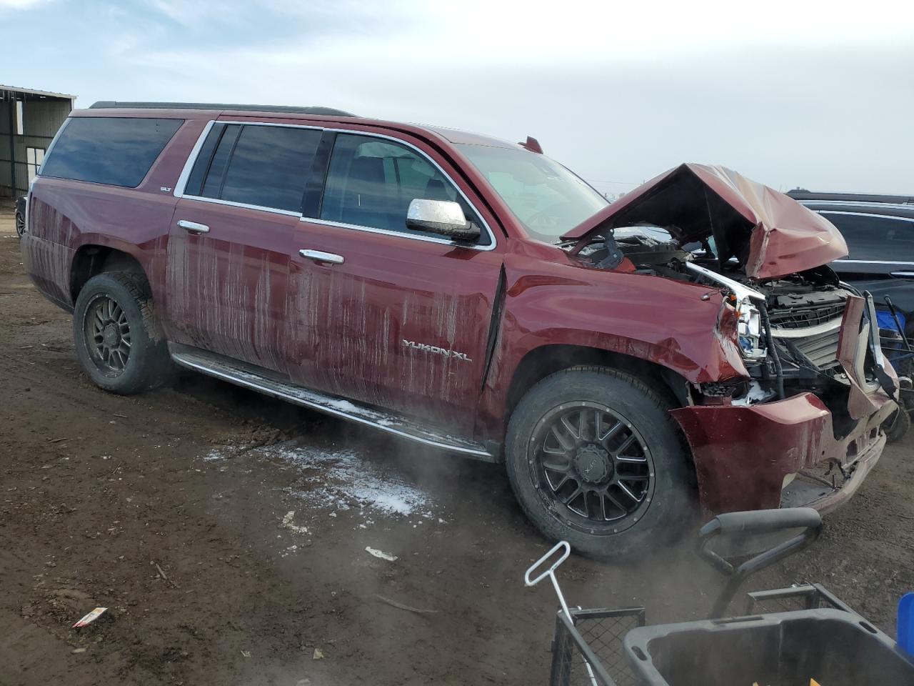 2017 GMC Yukon - Image 4
