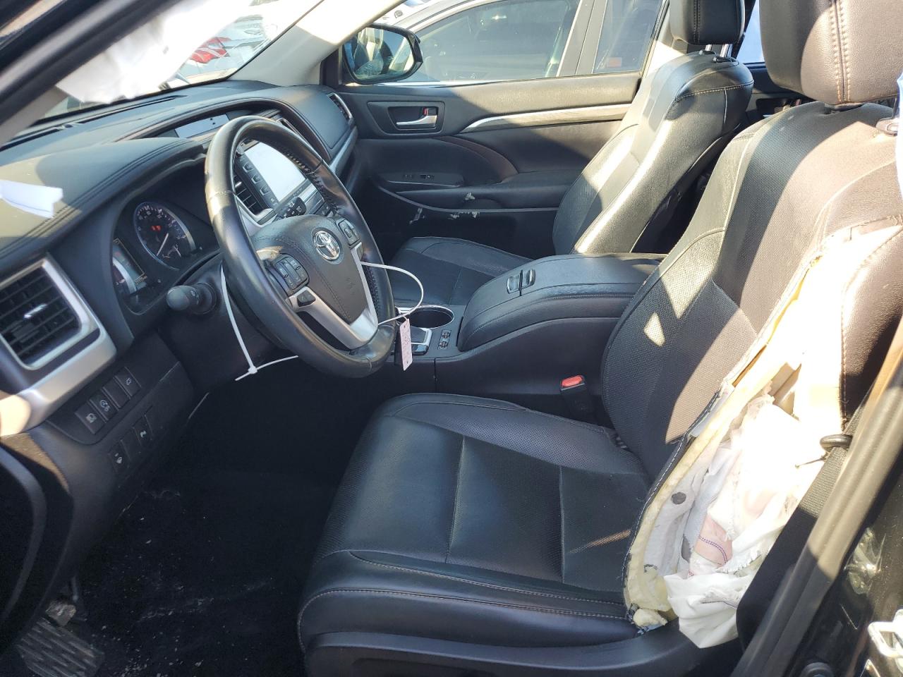 2019 Toyota Highlander - Image 7