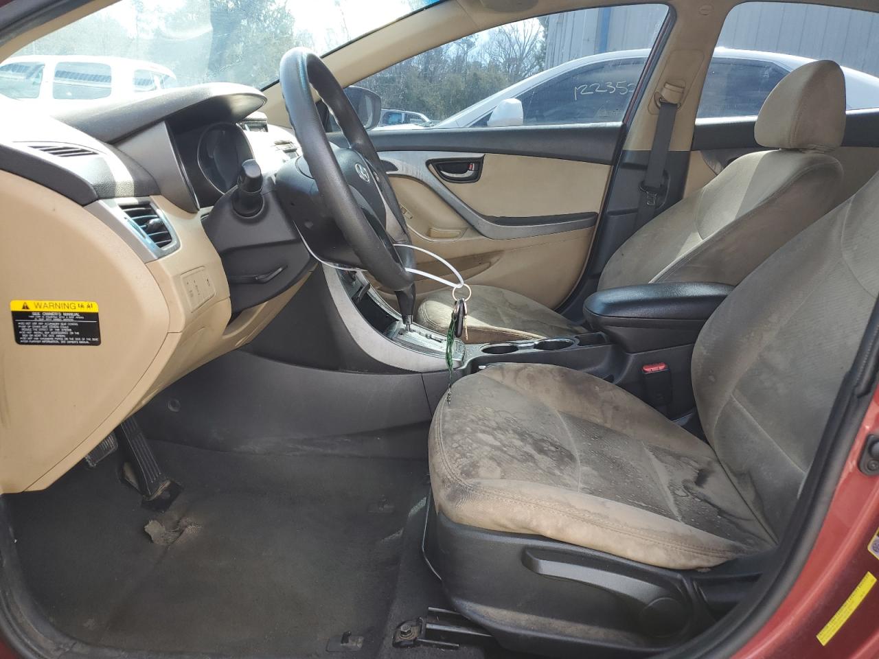 2013 Hyundai Elantra - Image 7