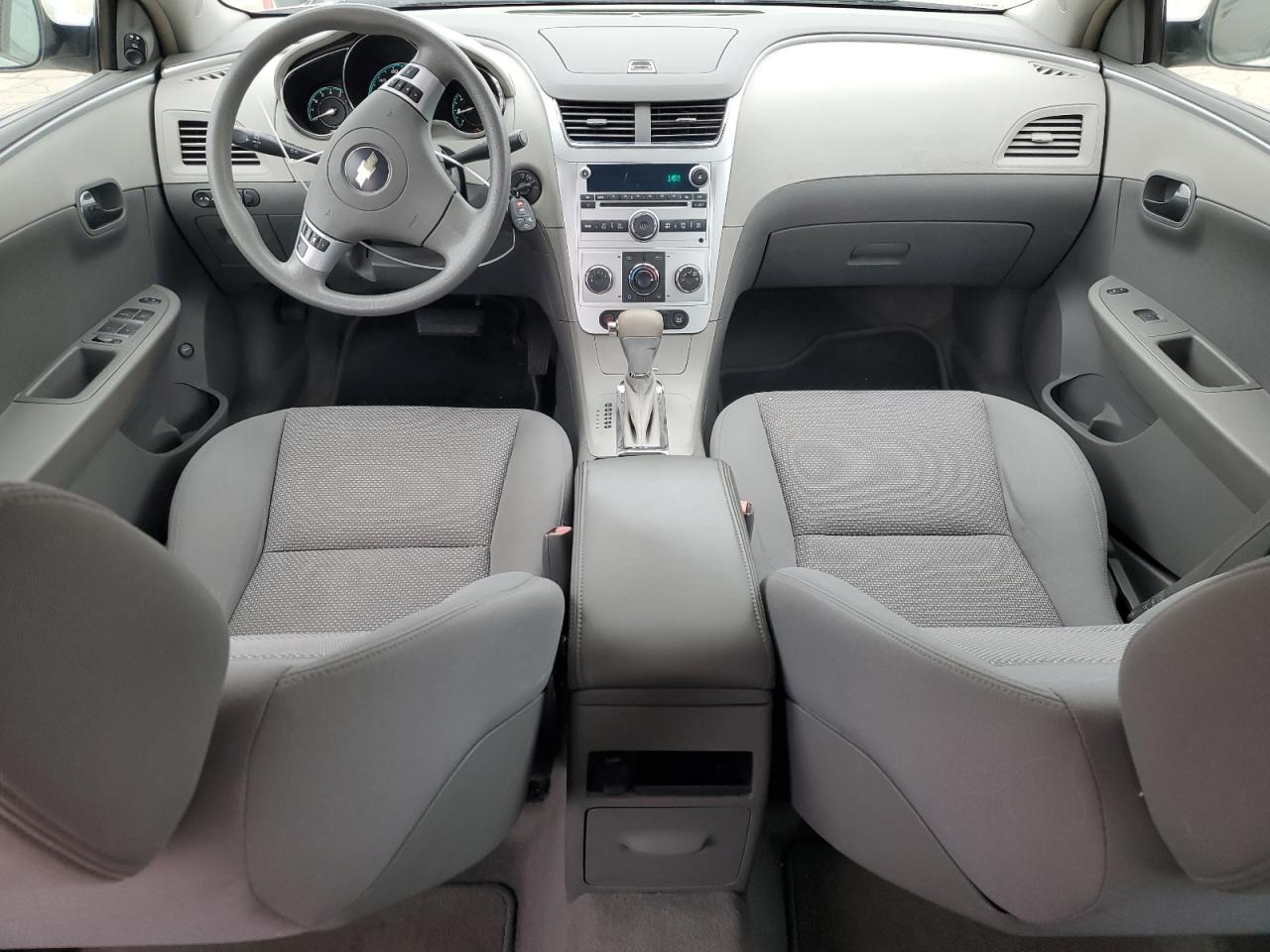 2008 Chevrolet Malibu - Image 8