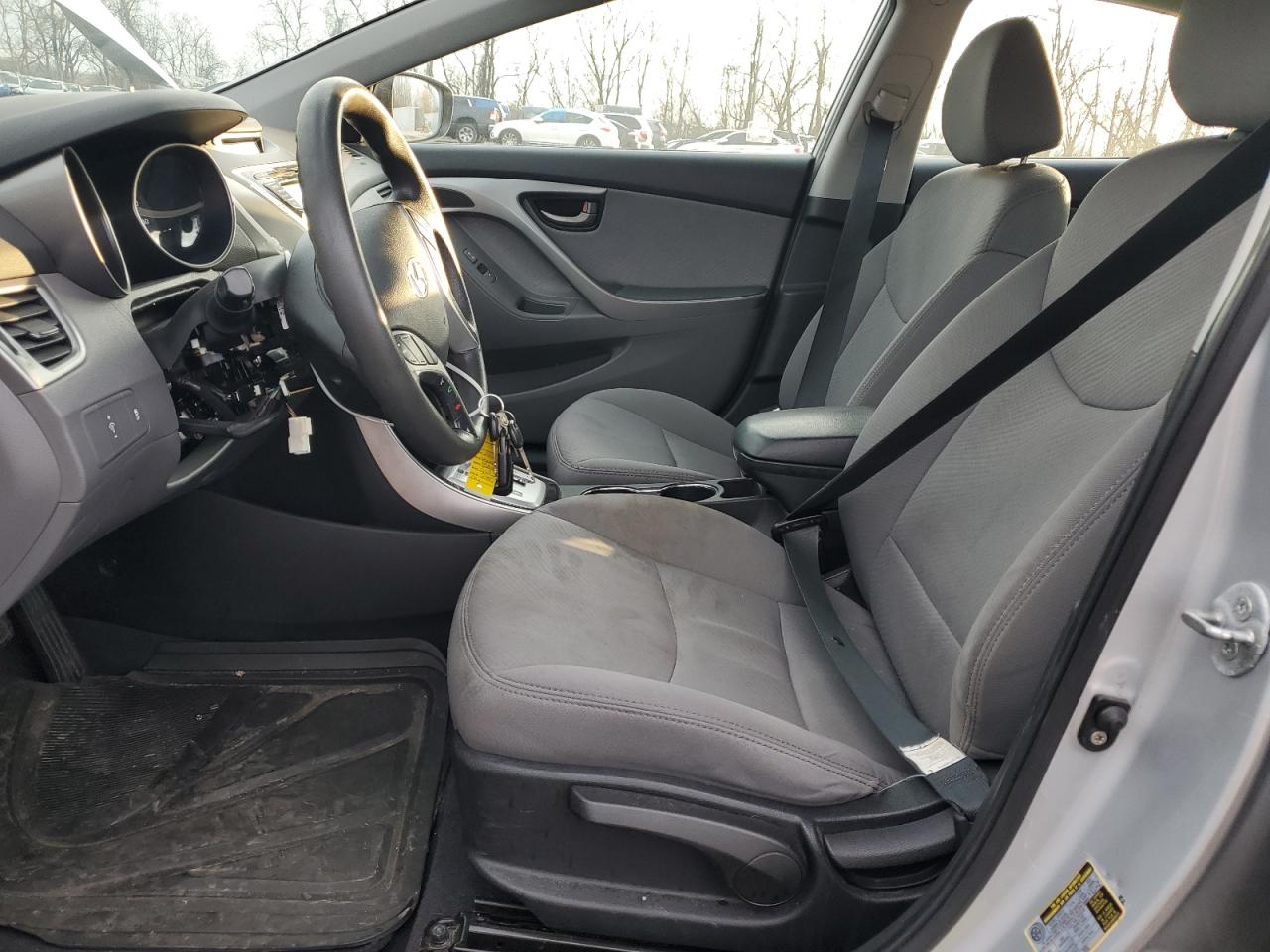 2011 Hyundai Elantra - Image 7