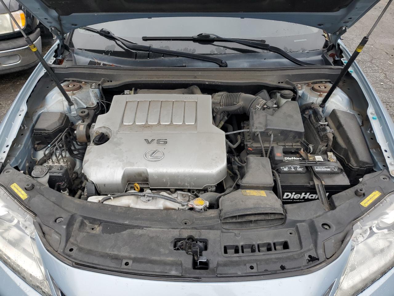 2013 Lexus ES - Image 11