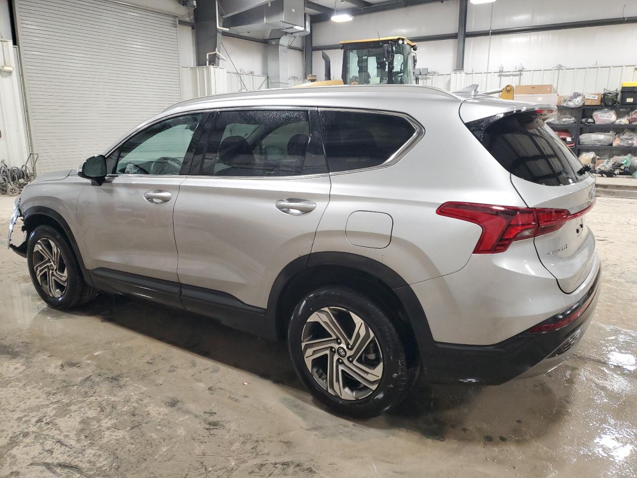 2023 Hyundai Santa Fe - Image 2