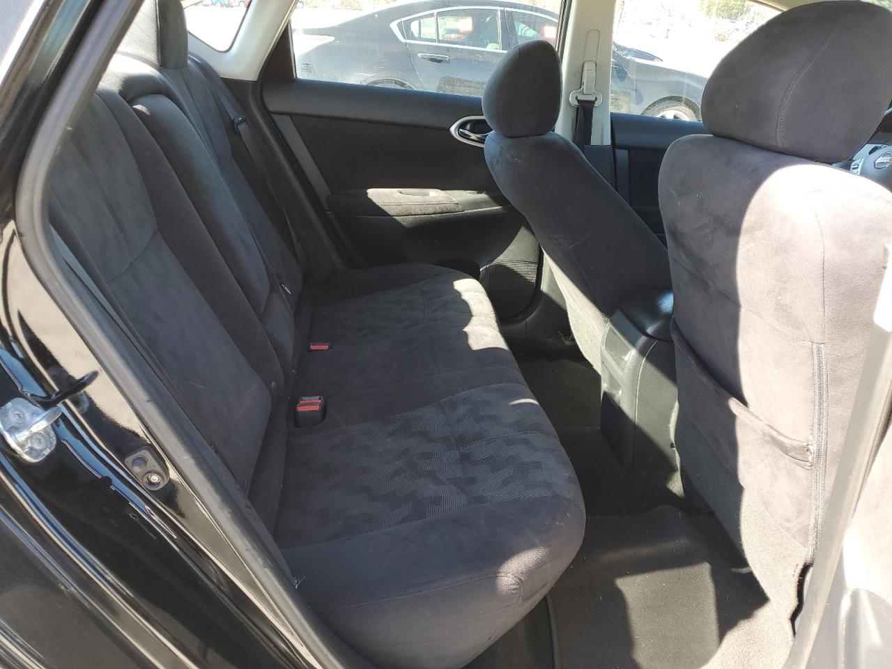 2013 Nissan Sentra - Image 10