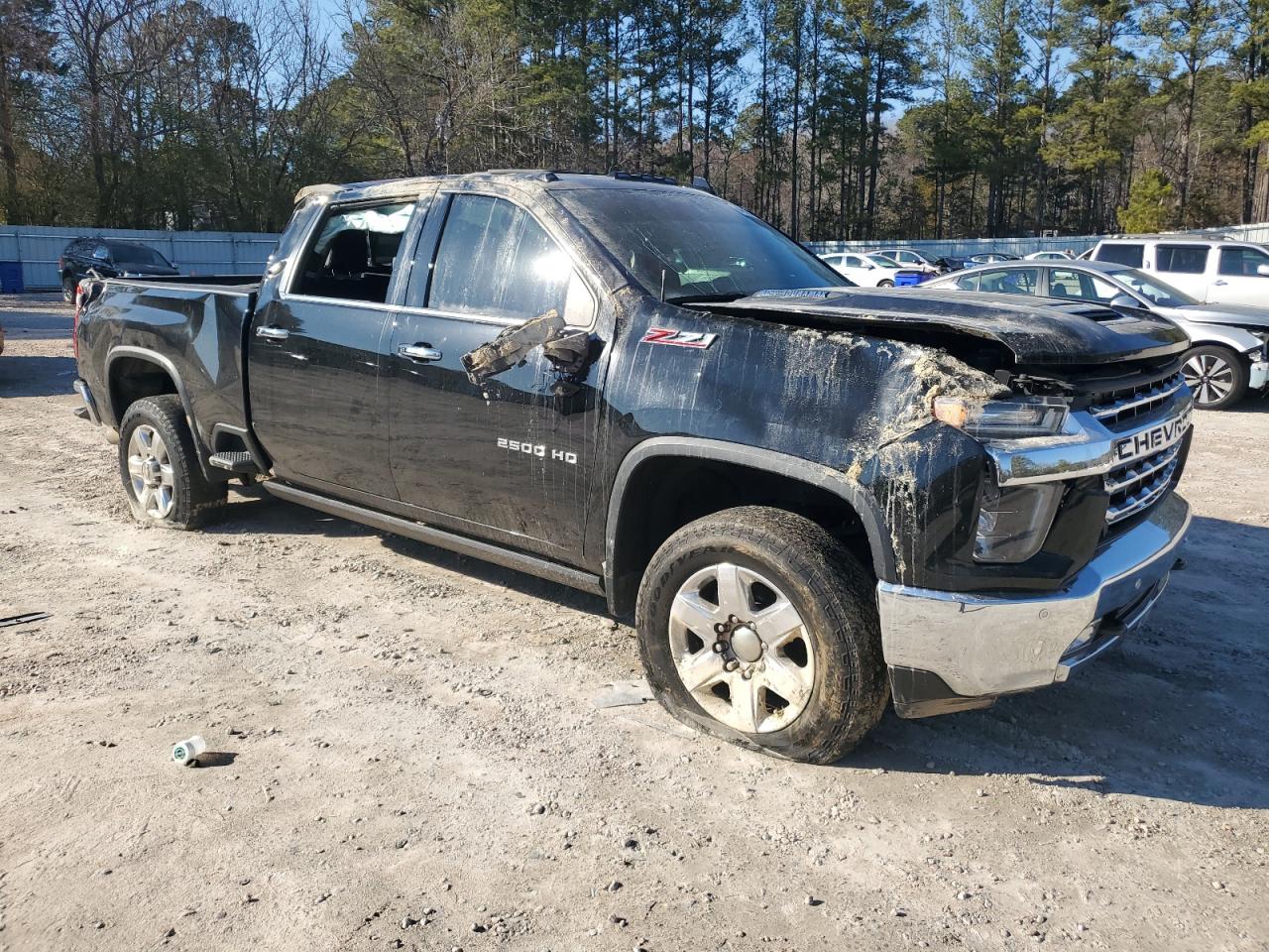 2022 Chevrolet Silverado - Image 4