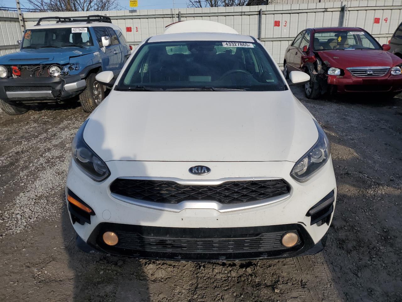 2021 Kia Forte - Image 5