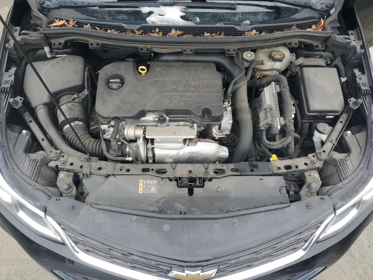 2018 Chevrolet Cruze - Image 11