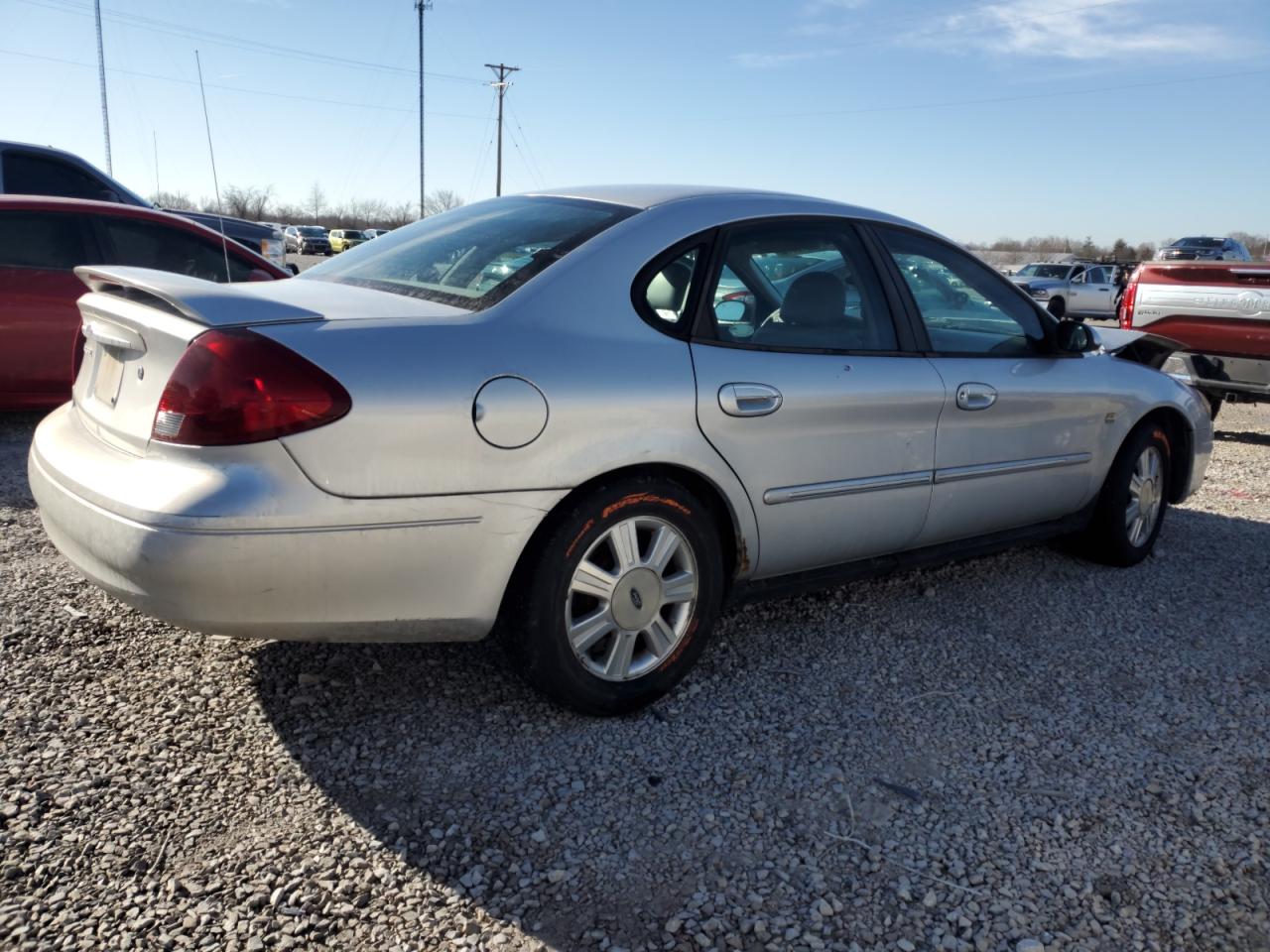 2003 Ford Taurus - Image 3
