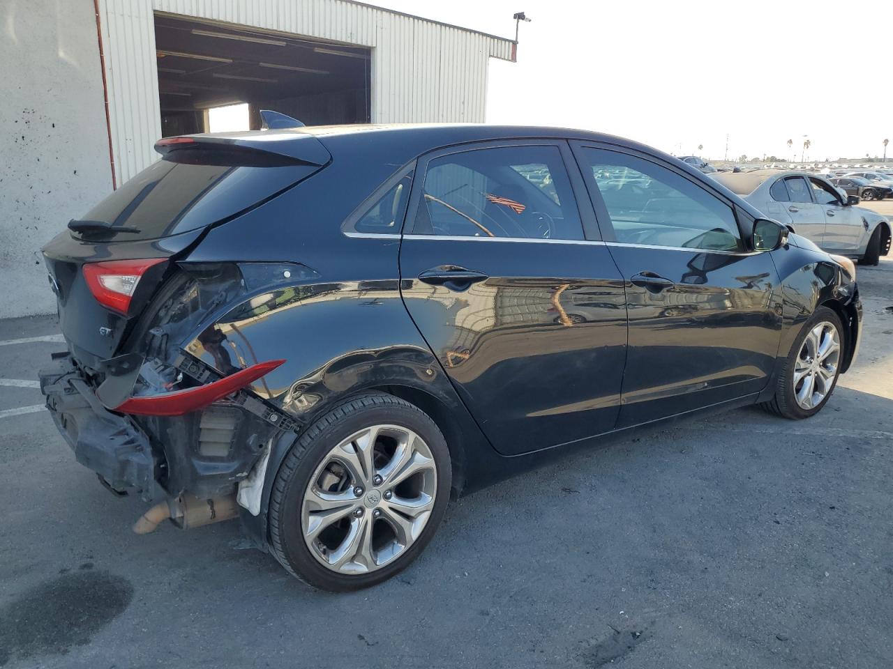 2014 Hyundai Elantra - Image 3