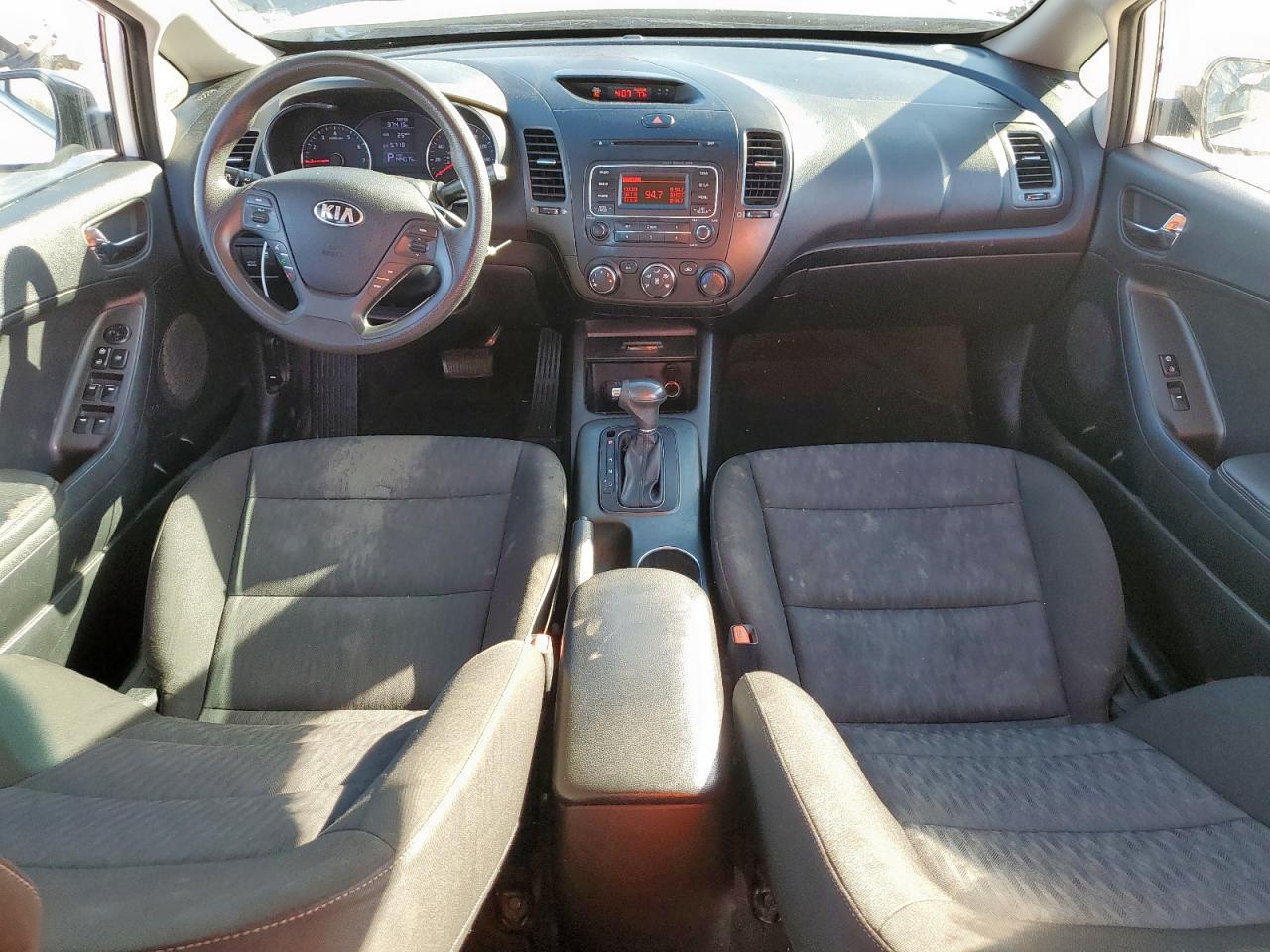2016 Kia Forte - Image 8