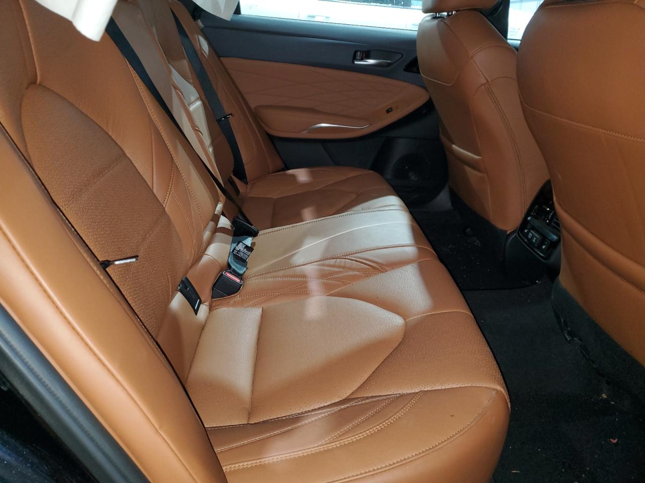 2021 Toyota Avalon - Image 10