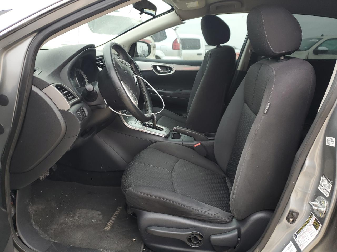 2013 Nissan Sentra - Image 7