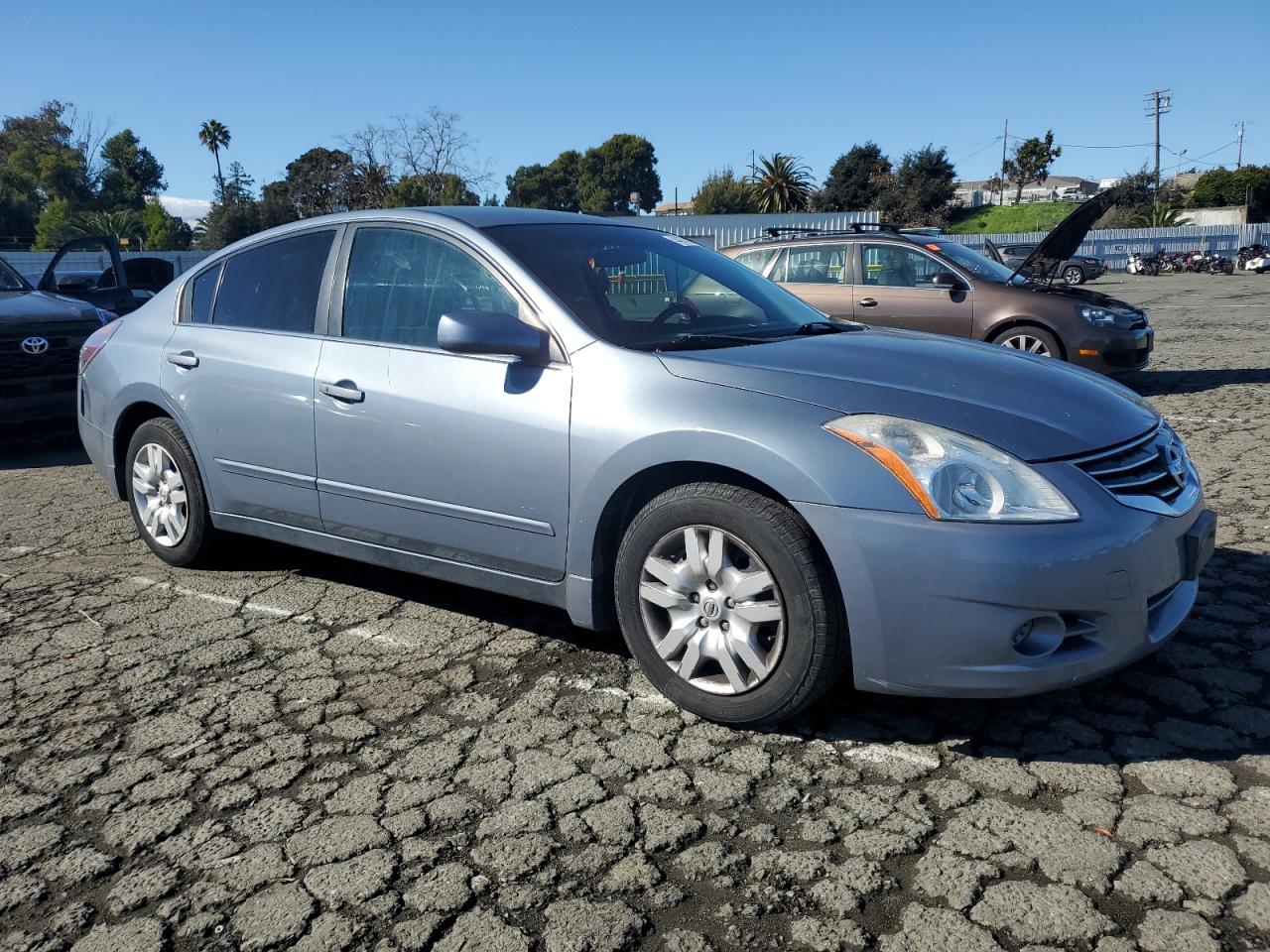 2012 Nissan Altima - Image 4