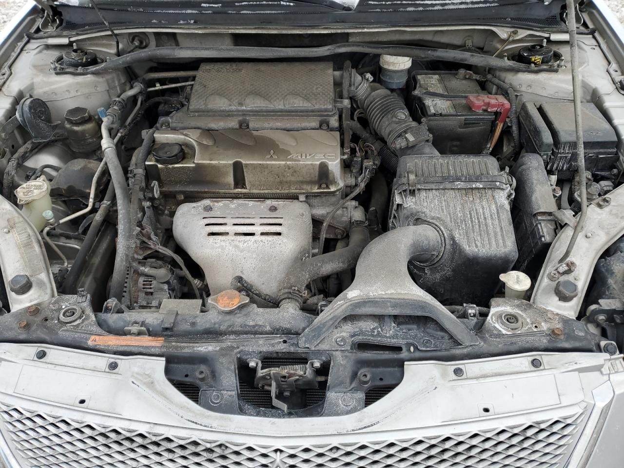 2011 Mitsubishi Galant - Image 11