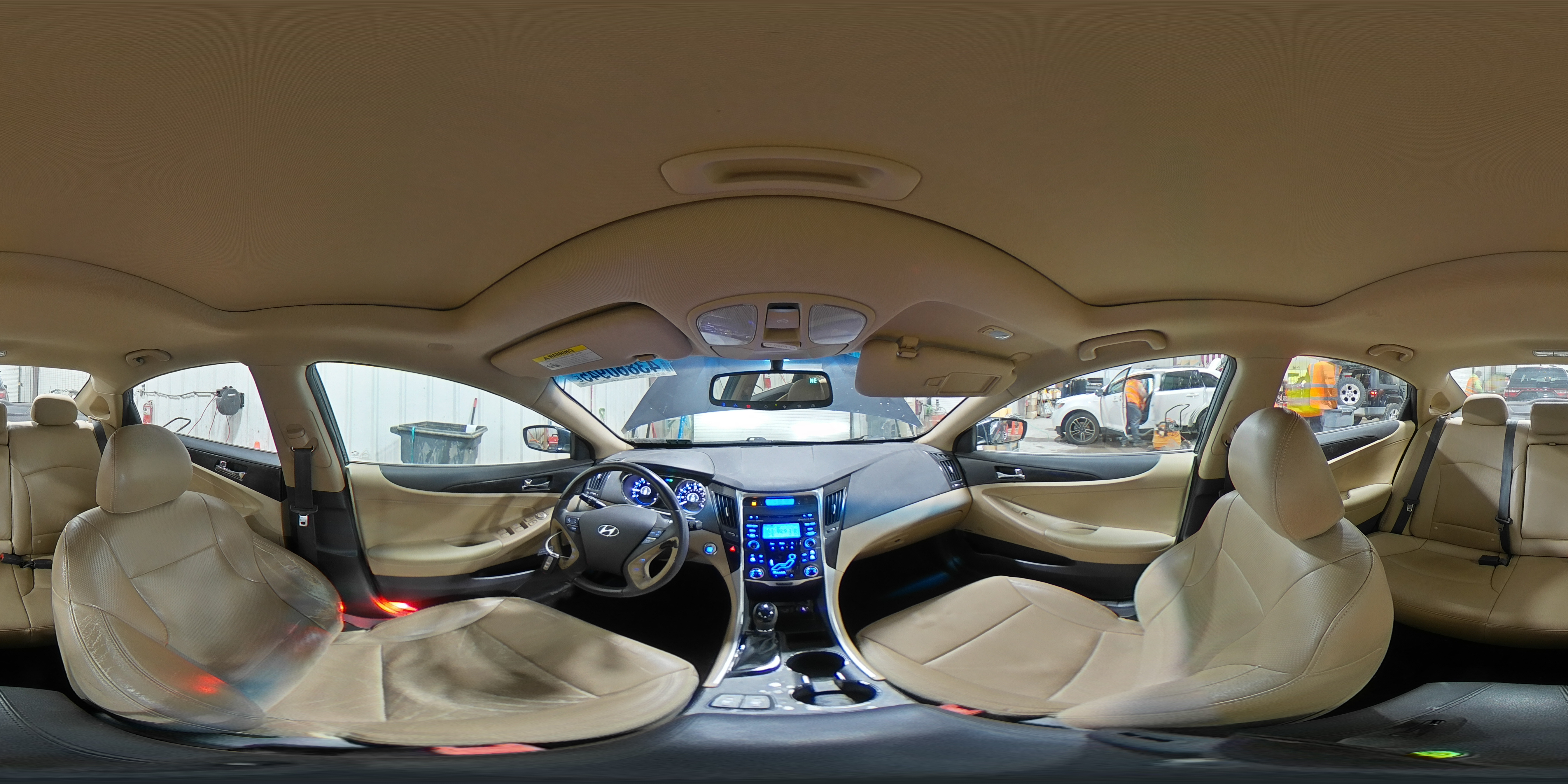 2013 Hyundai Sonata - Image 14
