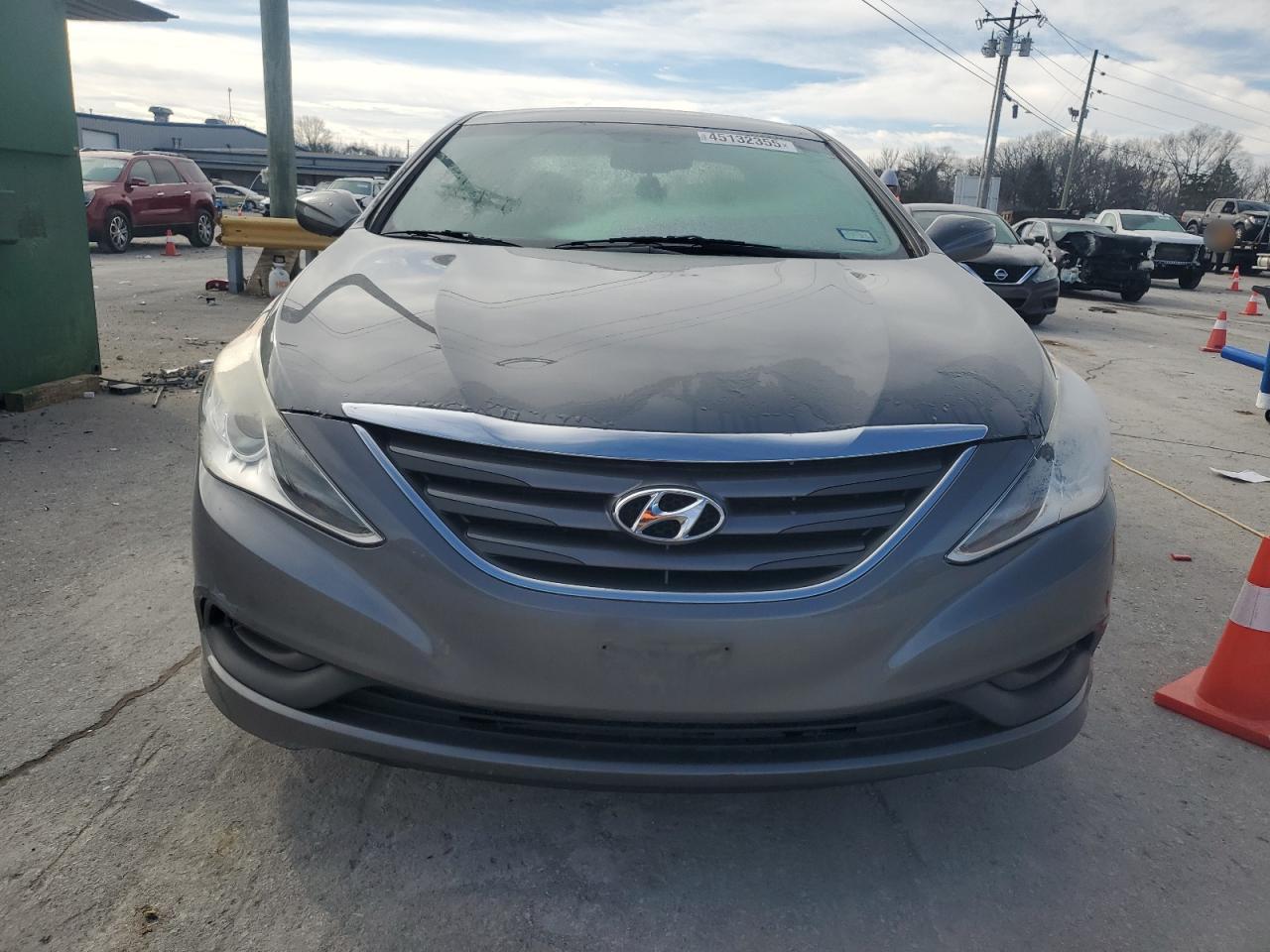 2014 Hyundai Sonata - Image 5