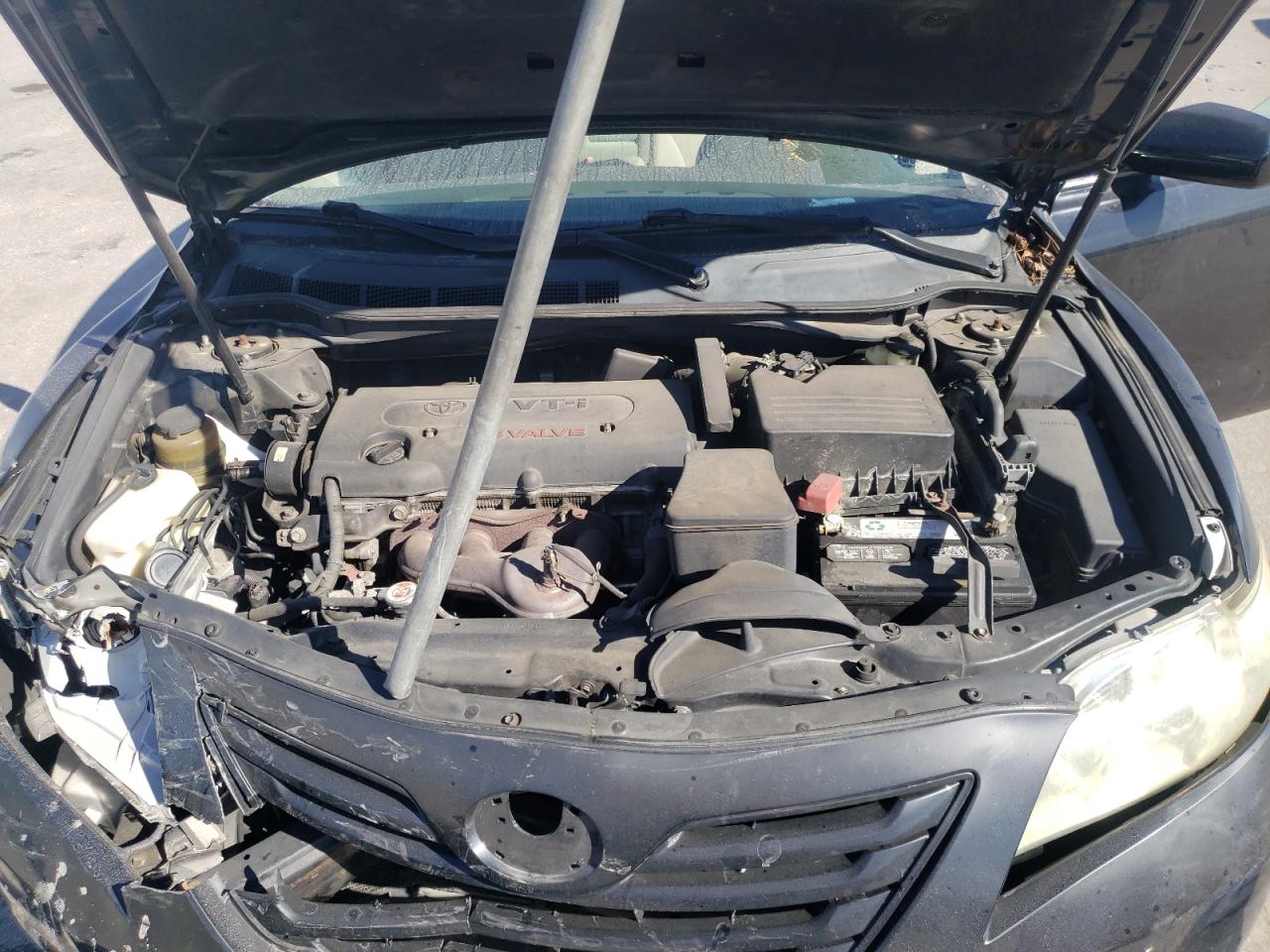 2009 Toyota Camry - Image 12