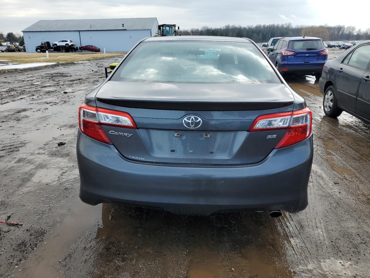 2014 Toyota Camry - Image 6