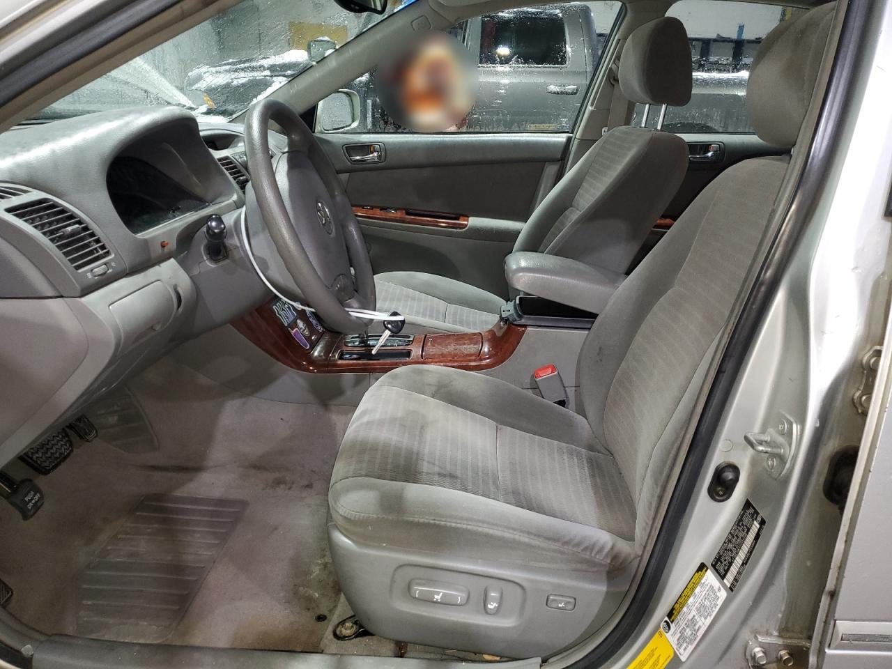2005 Toyota Camry - Image 7