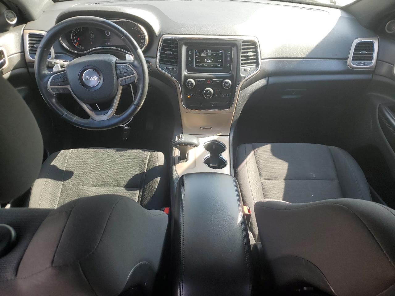 2015 Jeep Grand Cherokee - Image 8