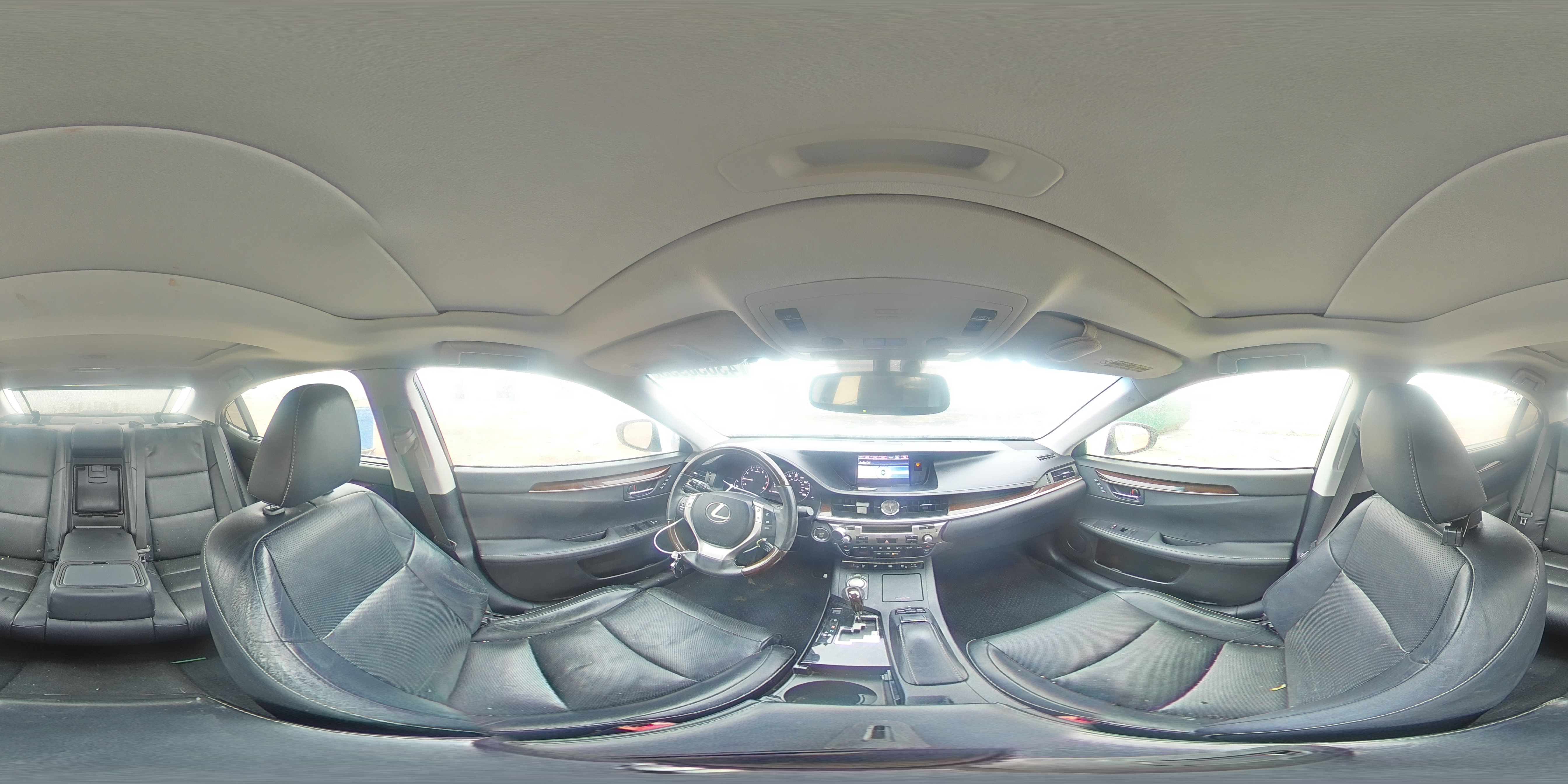 2013 Lexus ES - Image 13