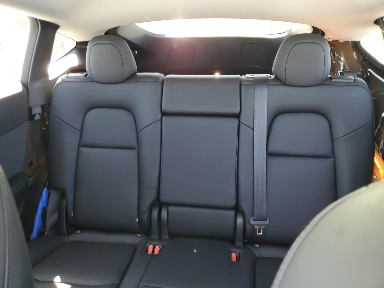 2025 Tesla Model Y VIN: 7SAYGDED5SF232571 Lot: 44107985